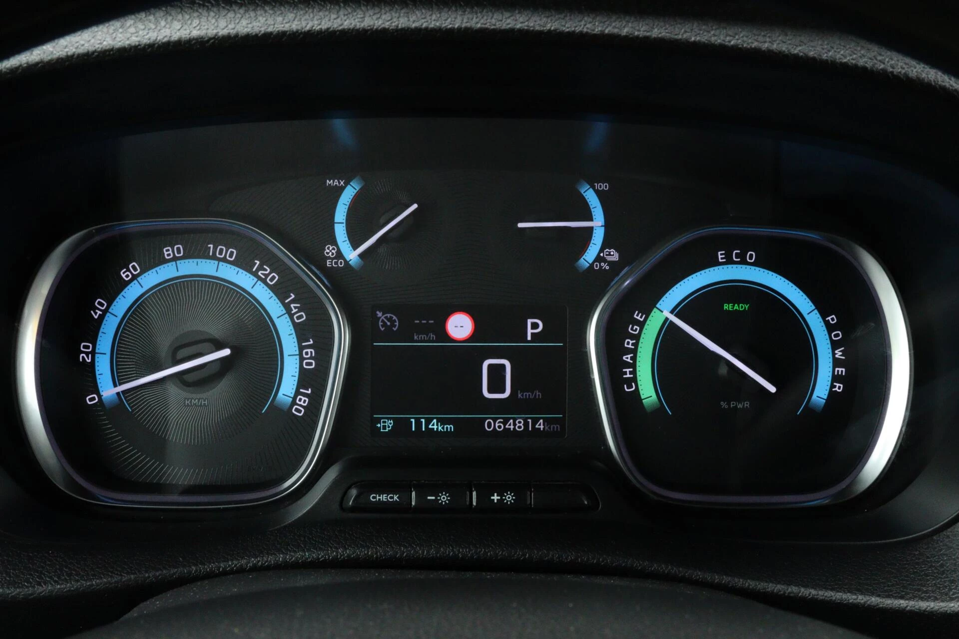 Hoofdafbeelding Peugeot e-Expert