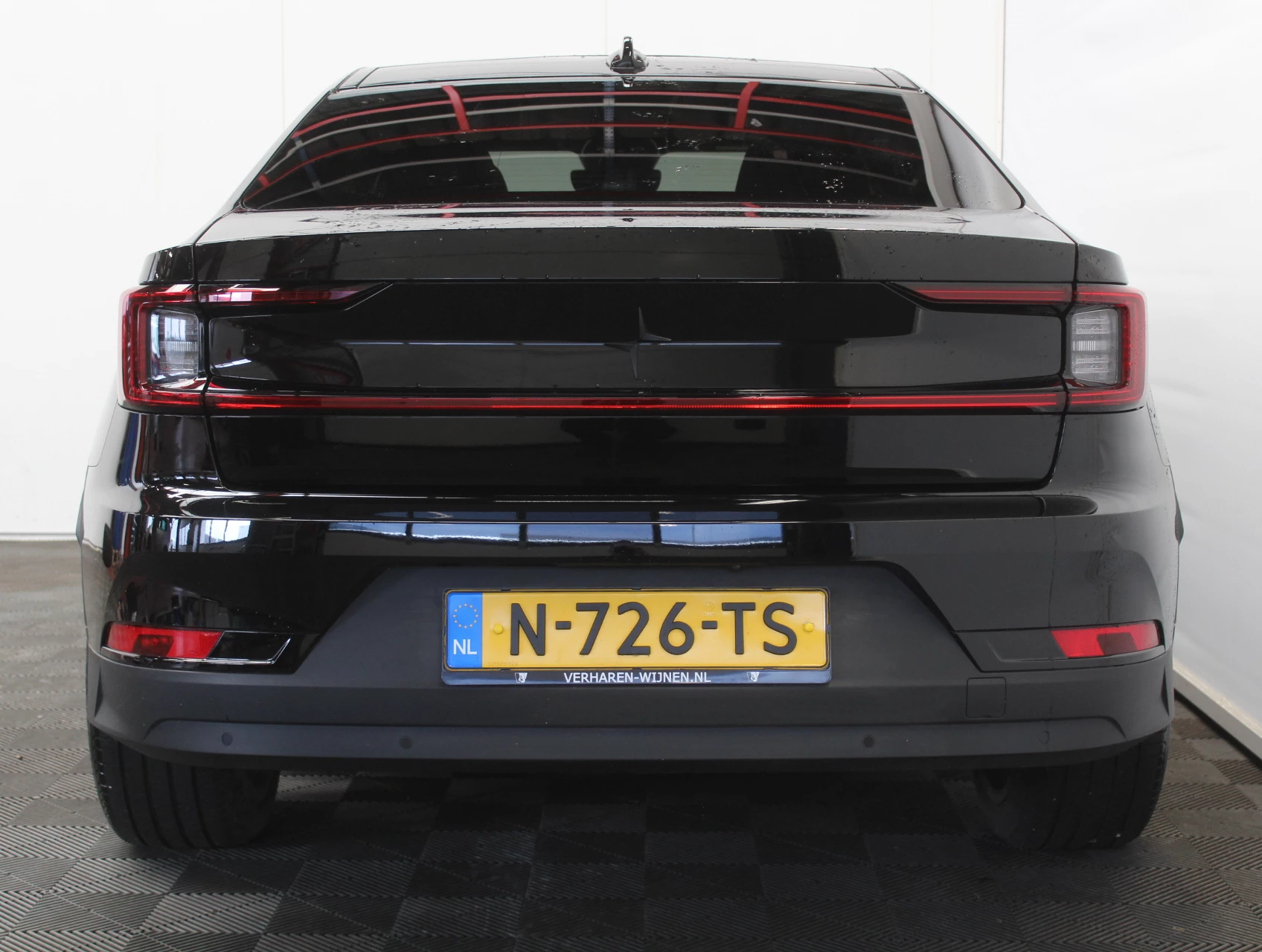 Hoofdafbeelding Polestar 2