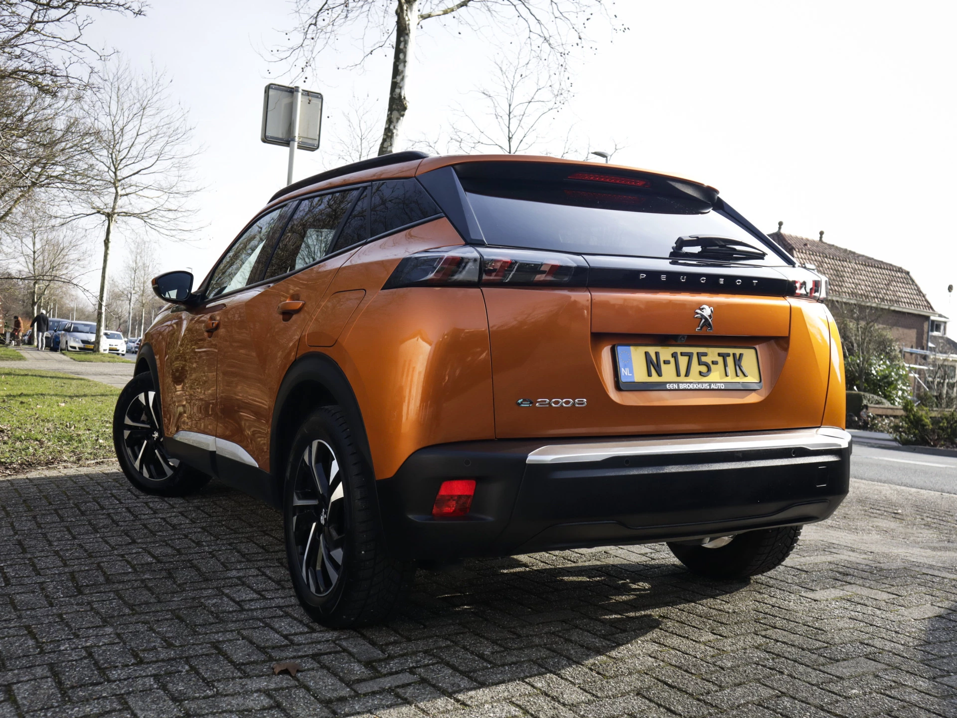 Hoofdafbeelding Peugeot e-2008