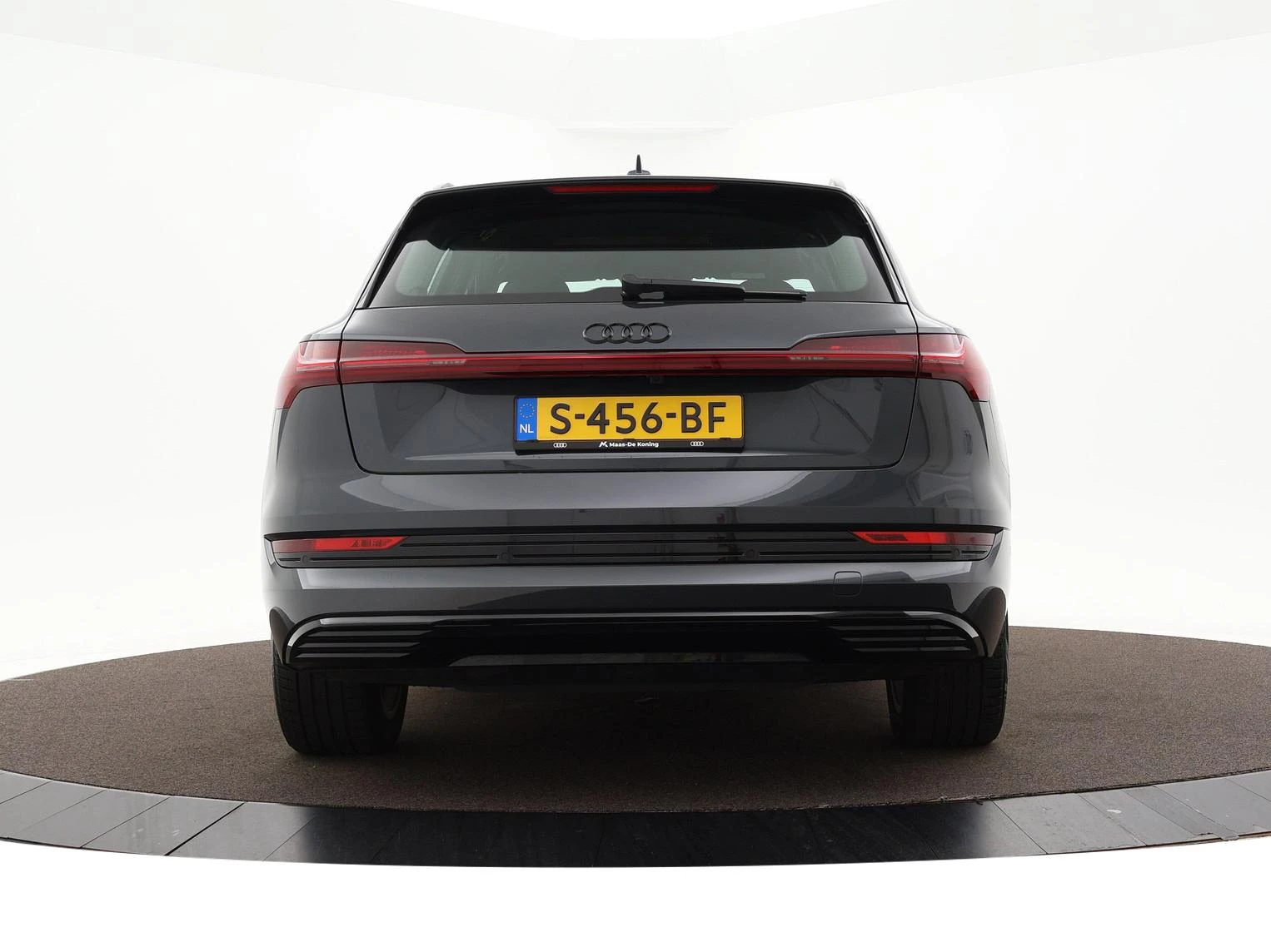 Hoofdafbeelding Audi e-tron