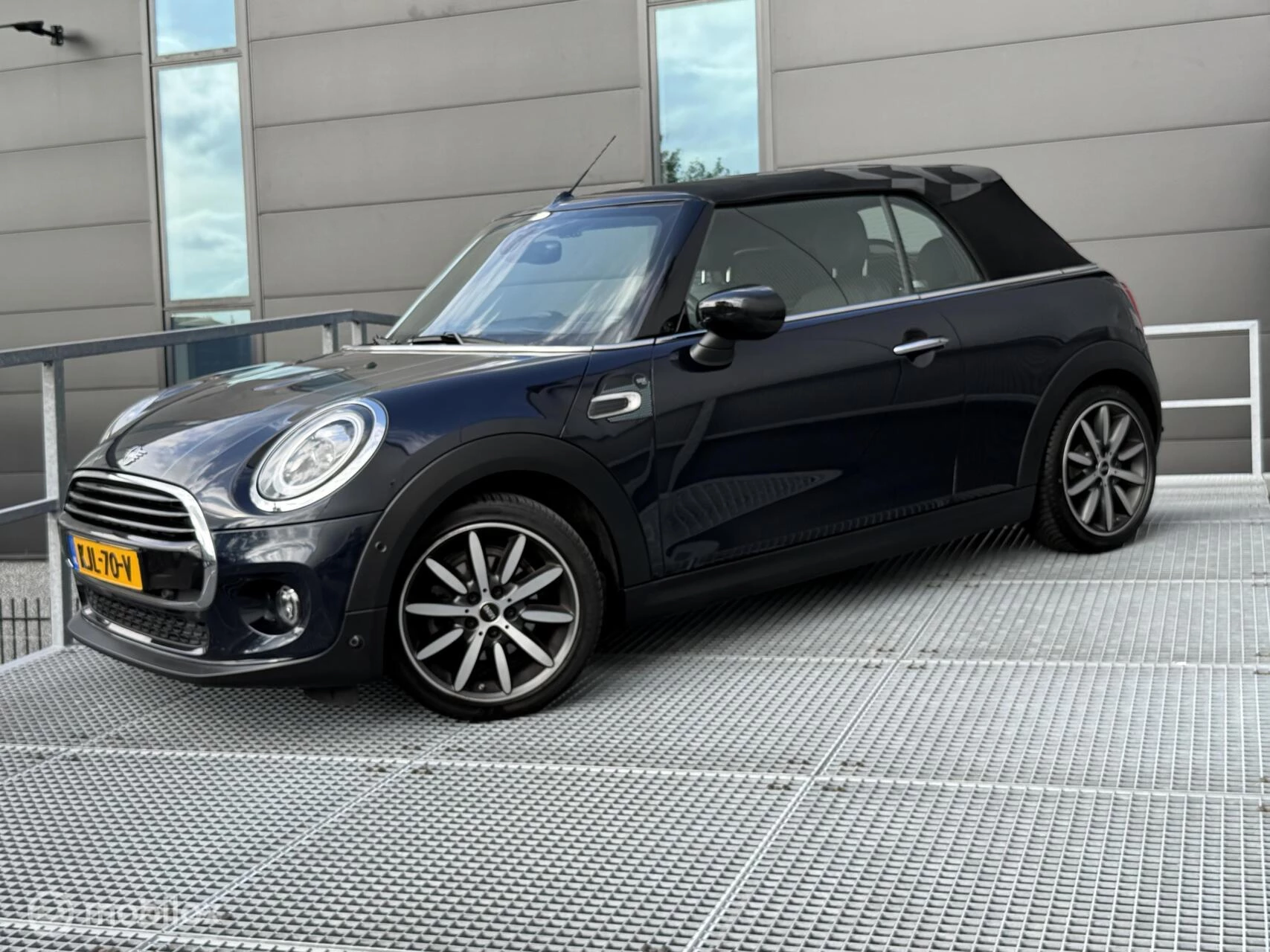 Hoofdafbeelding MINI Cooper Cabrio