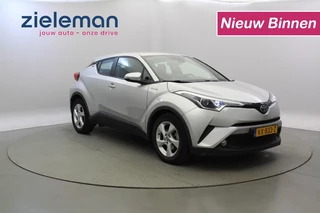 Hoofdafbeelding Toyota C-HR Toyota C-HR 1.8 Hybrid Dynamic Automaat - Navi, Camera, Clima
