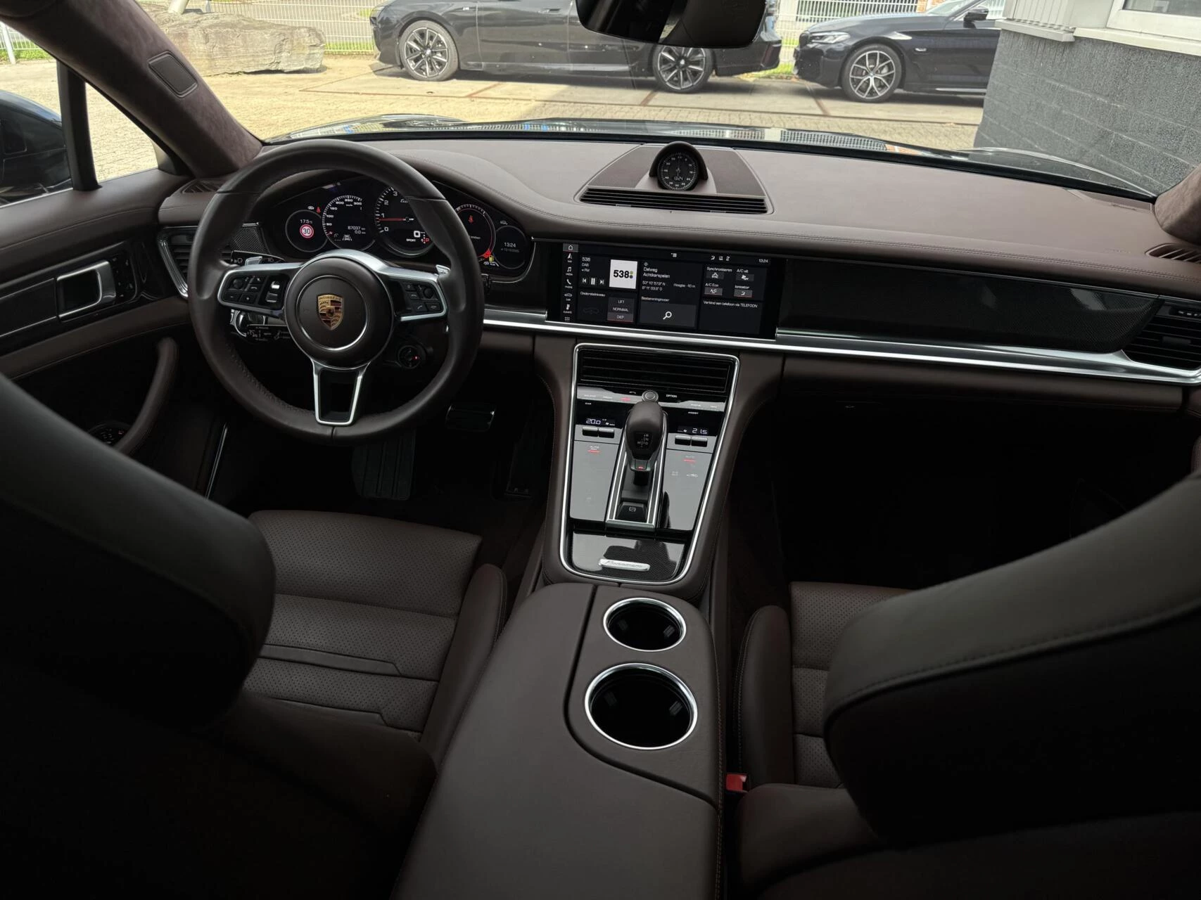 Hoofdafbeelding Porsche Panamera