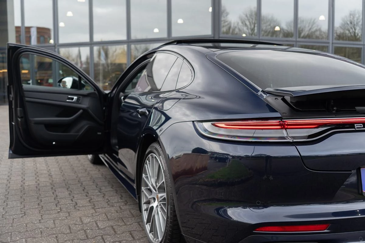 Hoofdafbeelding Porsche Panamera