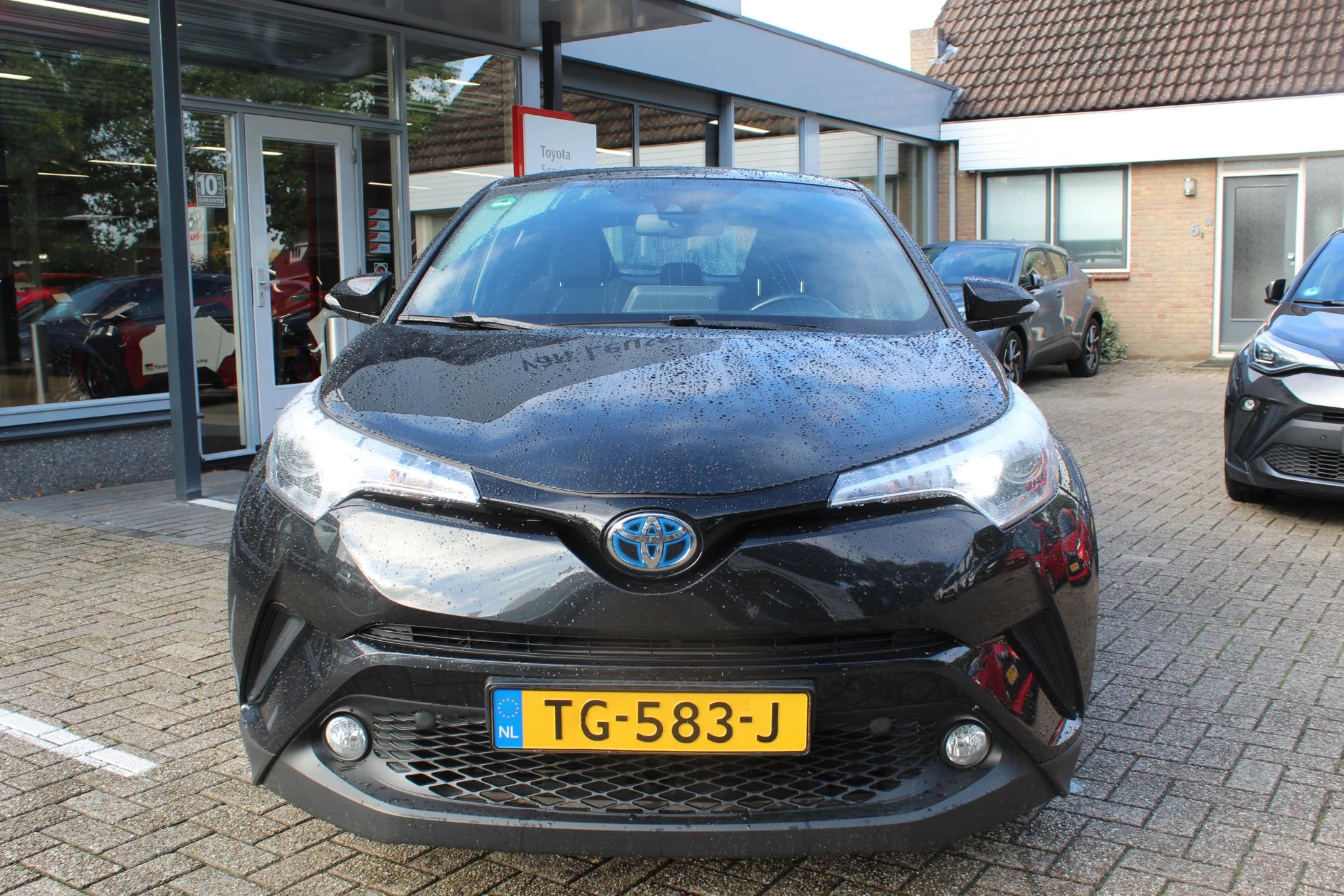 Hoofdafbeelding Toyota C-HR