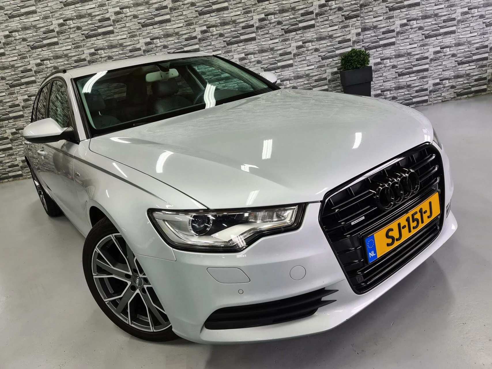 Hoofdafbeelding Audi A6