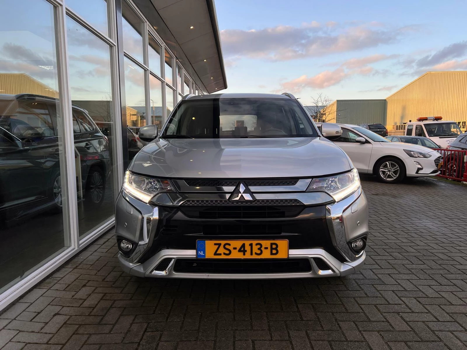 Hoofdafbeelding Mitsubishi Outlander