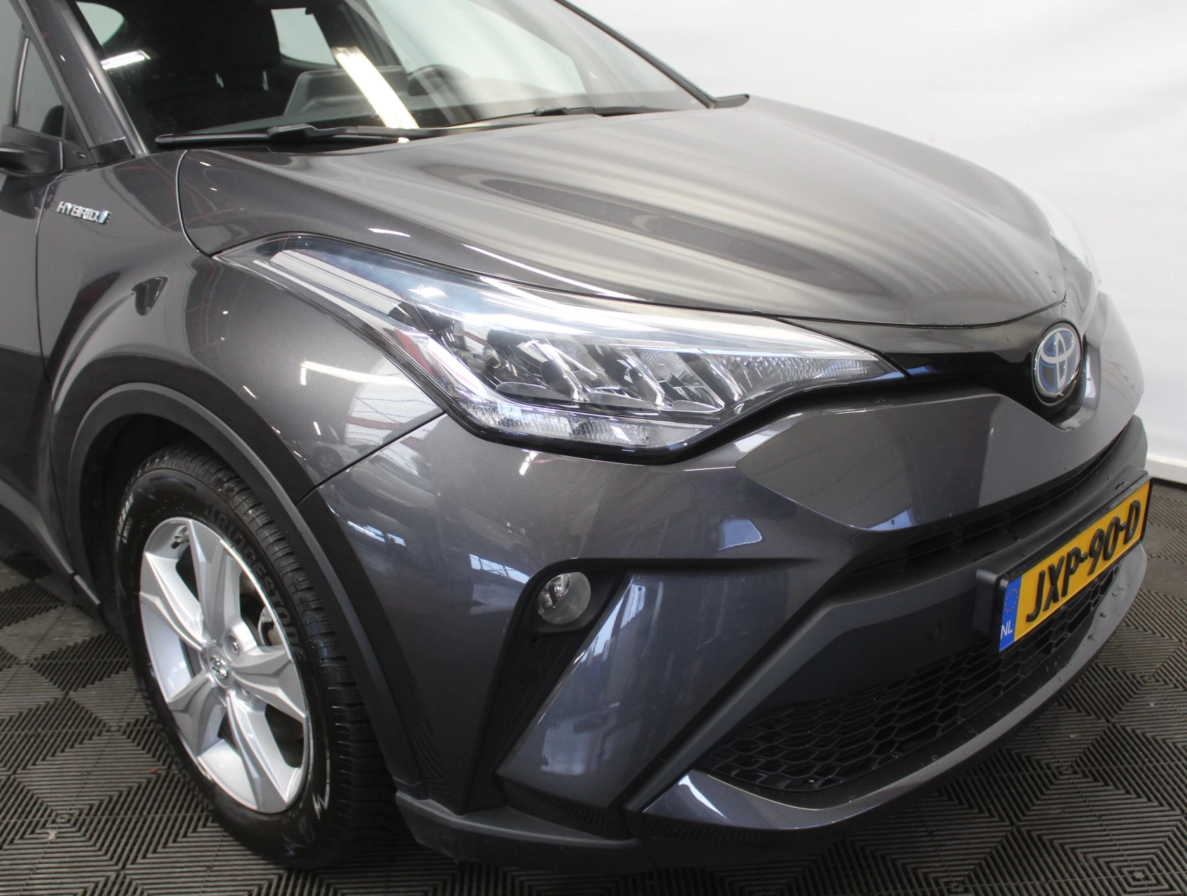 Hoofdafbeelding Toyota C-HR