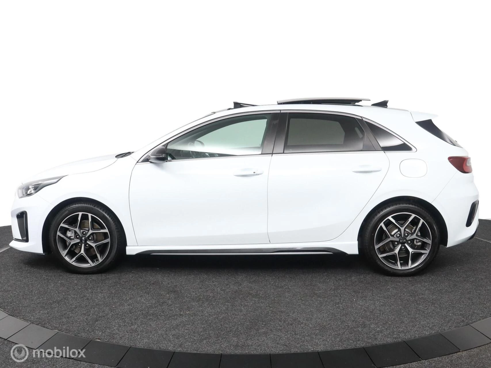 Hoofdafbeelding Kia Ceed