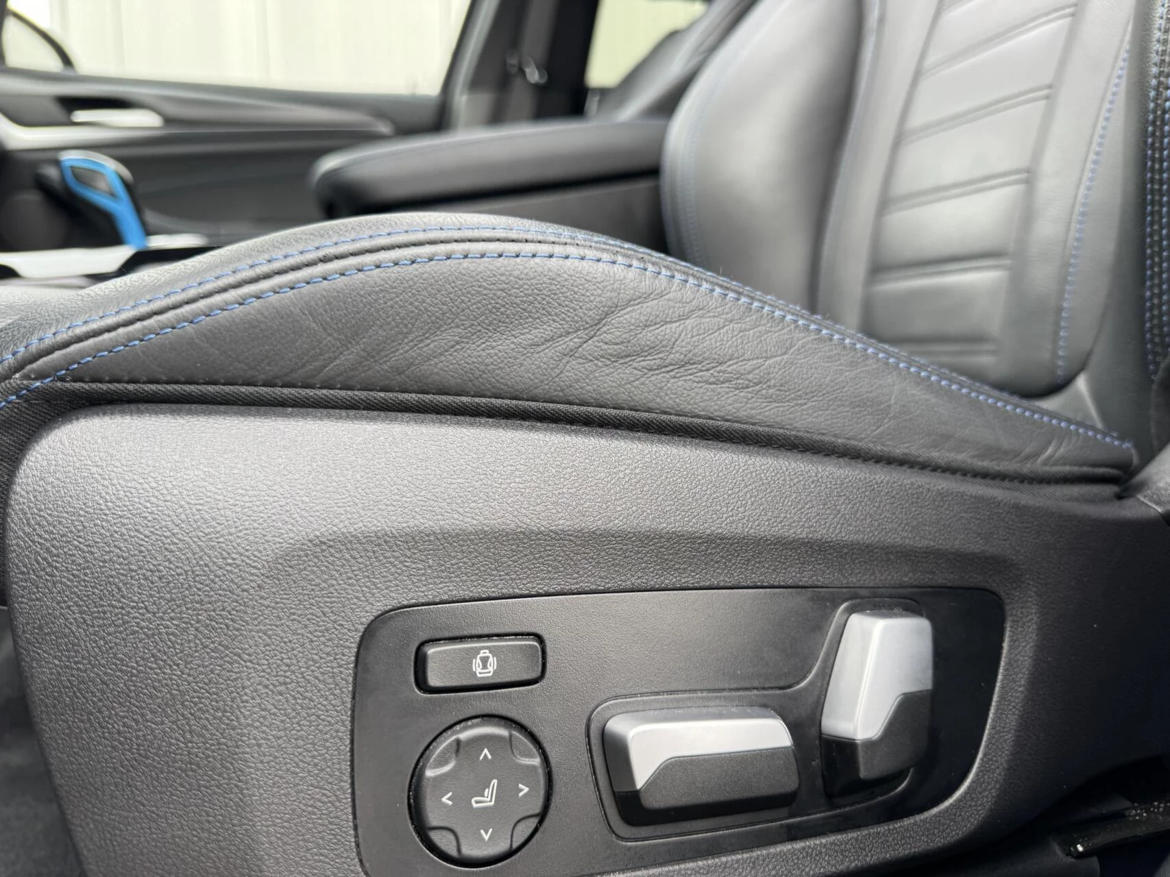 Hoofdafbeelding BMW iX3