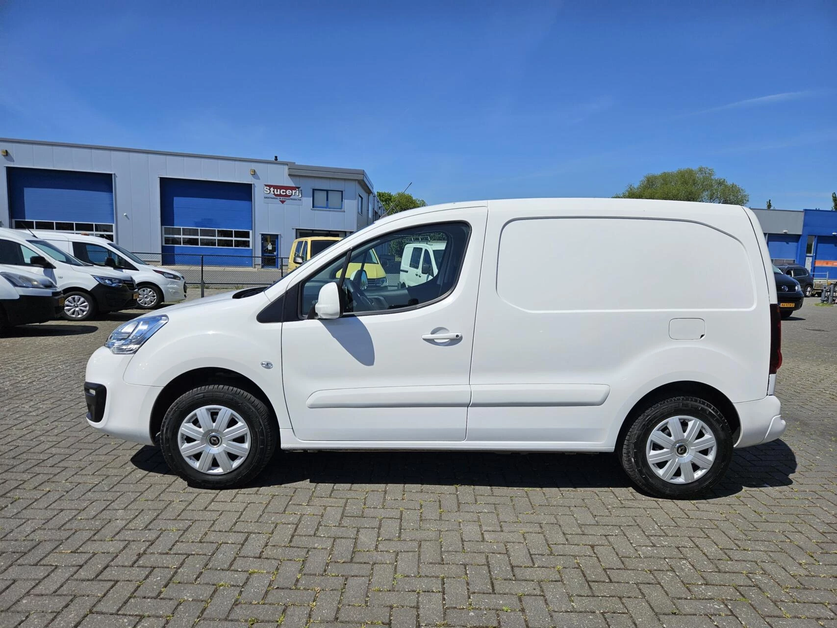 Hoofdafbeelding Peugeot Partner