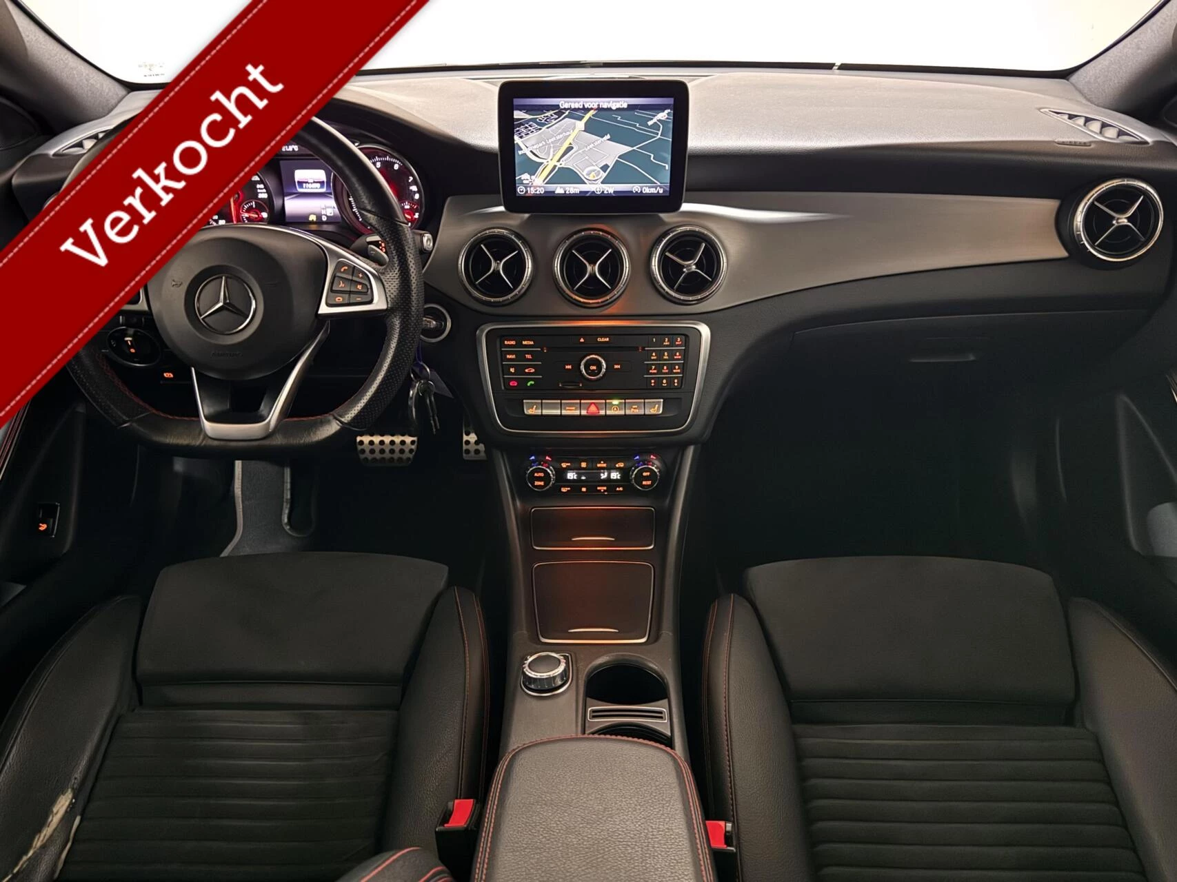 Hoofdafbeelding Mercedes-Benz CLA