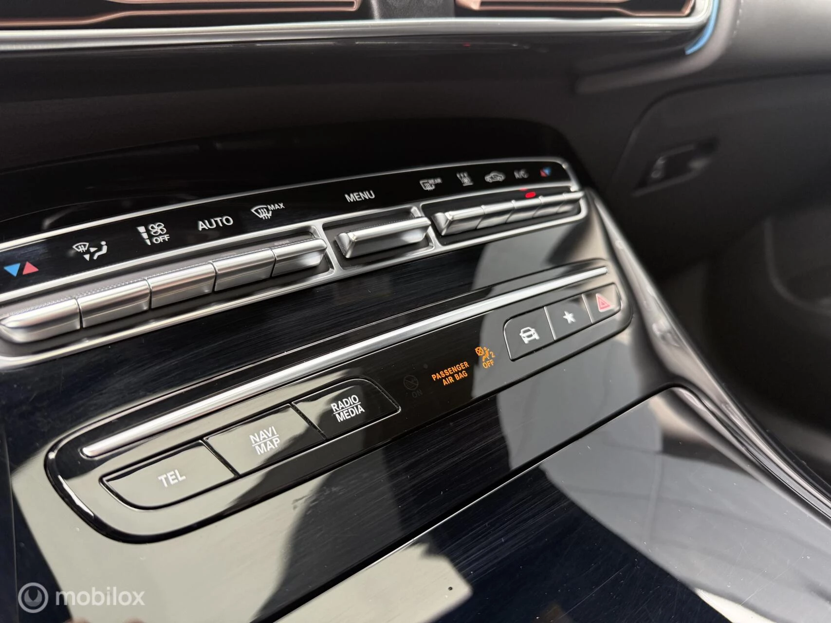 Hoofdafbeelding Mercedes-Benz EQC