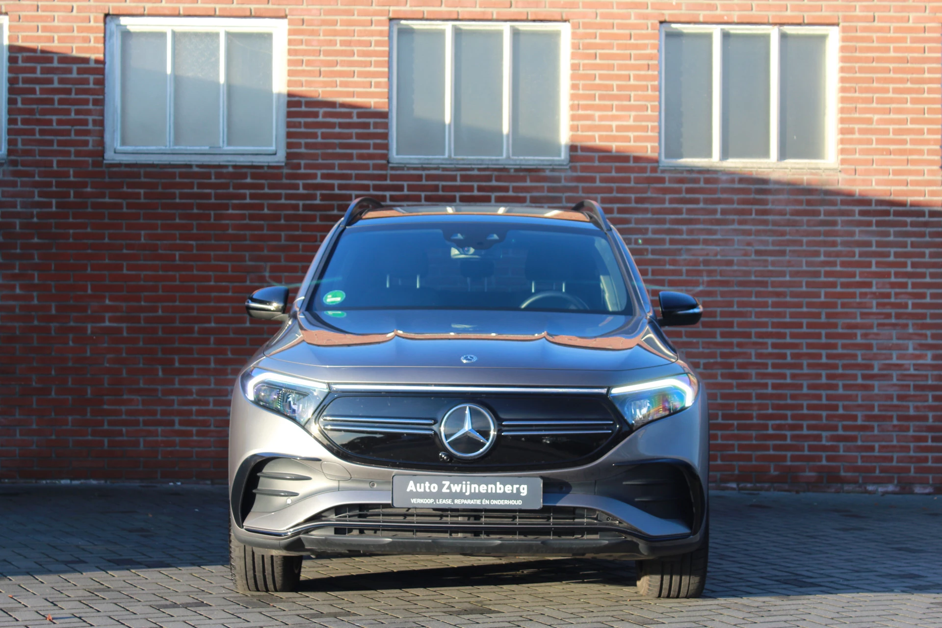 Hoofdafbeelding Mercedes-Benz EQB