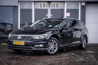 Volkswagen Passat Variant 1.4 TSI Highline R-pakket I Trekhaak I Carplay I Virtual-cockpit I Head-up I NL-auto