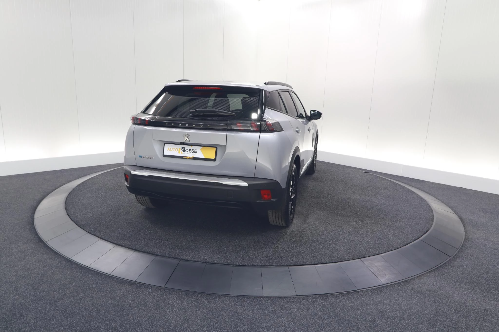 Hoofdafbeelding Peugeot e-2008