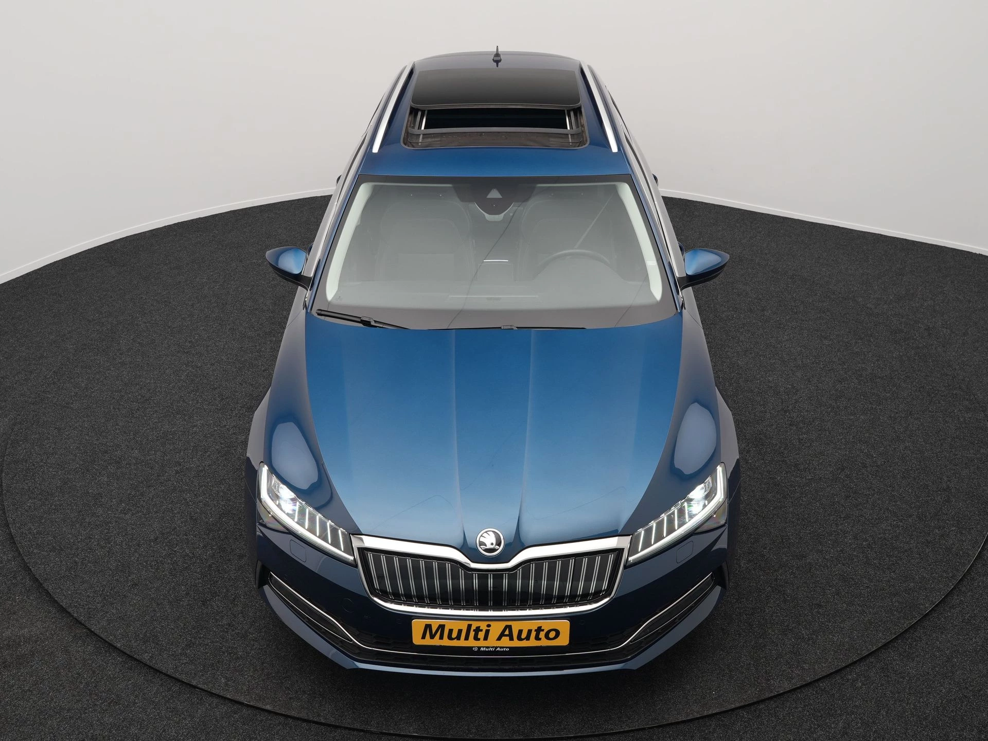 Hoofdafbeelding Škoda Superb