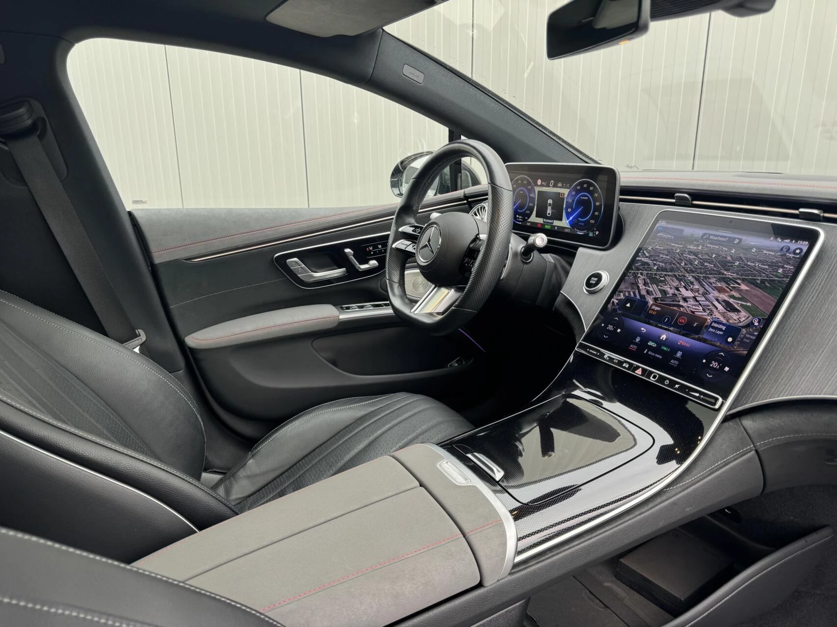 Hoofdafbeelding Mercedes-Benz EQS