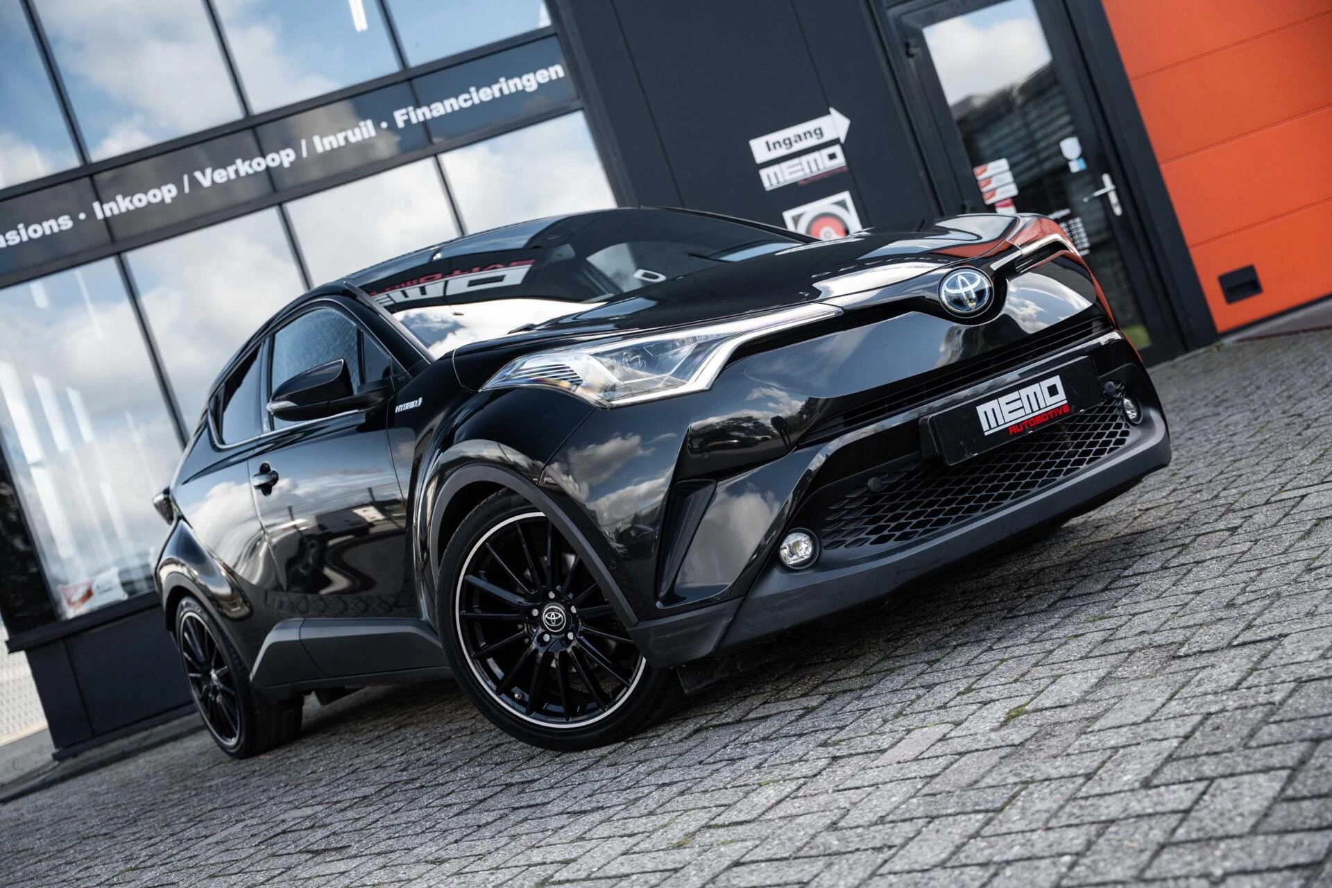 Hoofdafbeelding Toyota C-HR