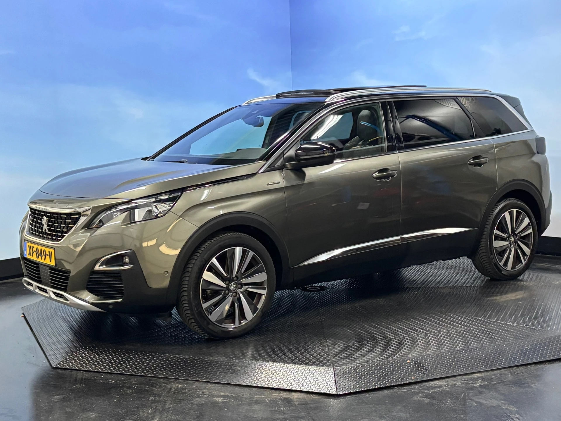 Hoofdafbeelding Peugeot 5008