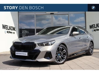 BMW 5 Serie 530e M Sport Automaat / Trekhaak / Achteruitrijcamera / Adaptieve LED / Stoelventilatie  / M Sportonderstel / Parking Assistant