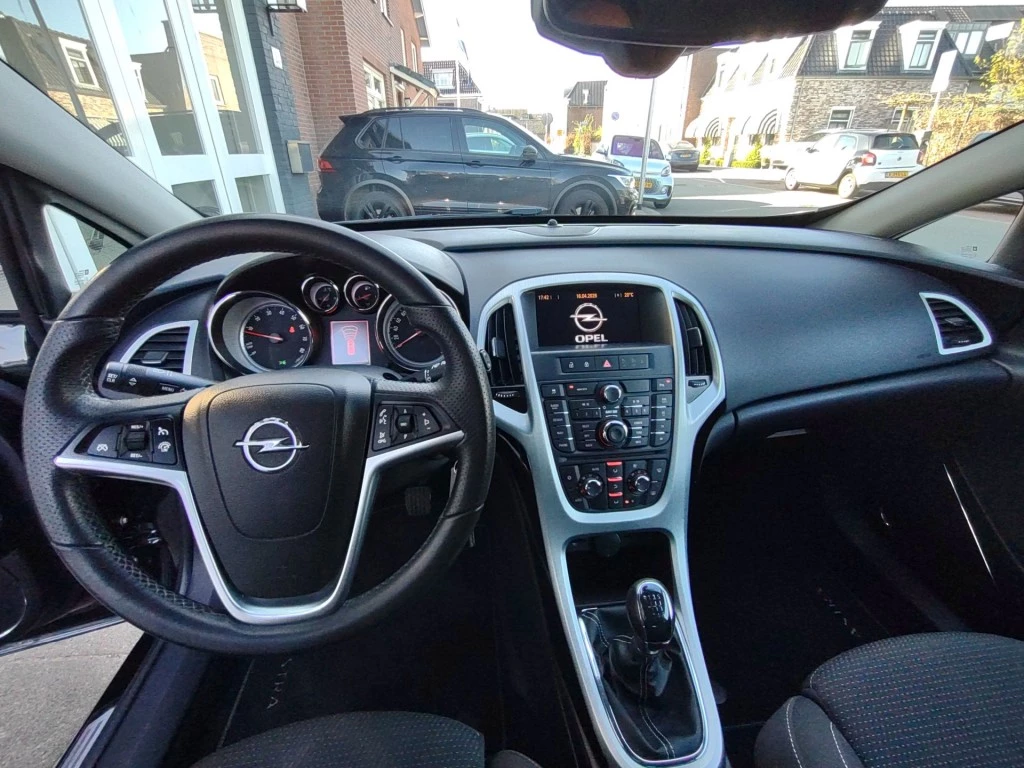 Hoofdafbeelding Opel Astra