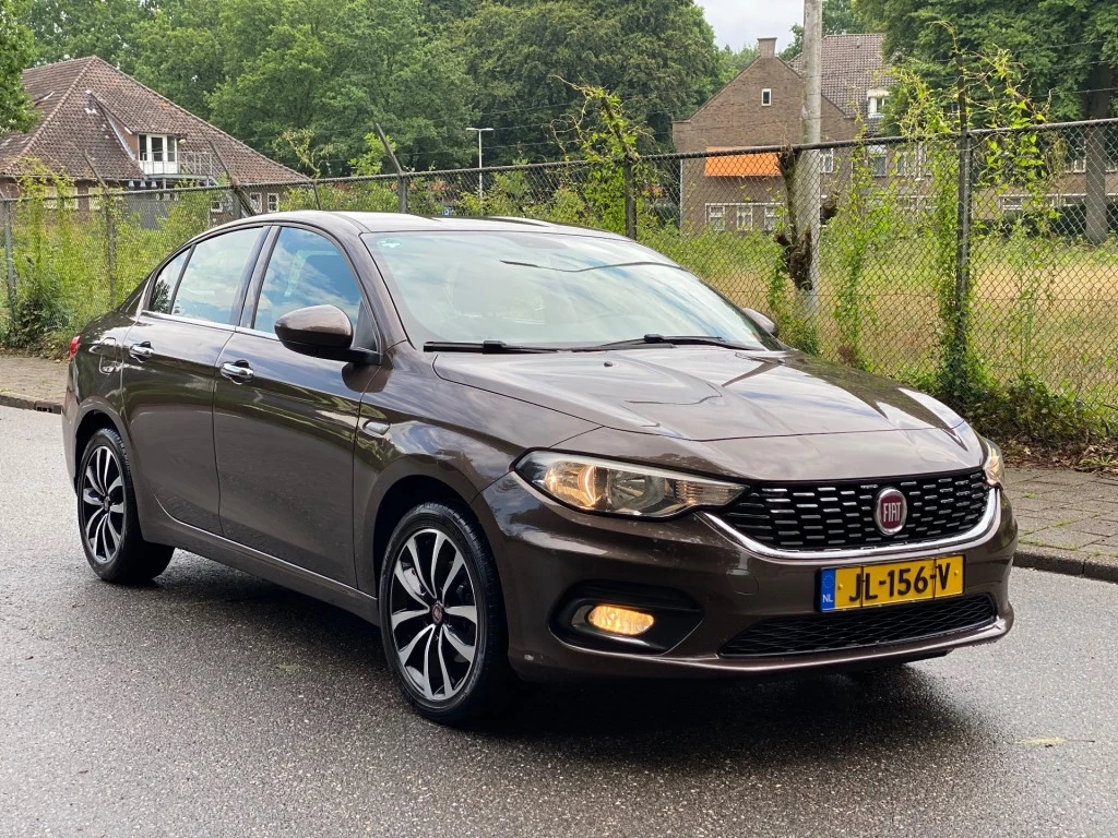 Hoofdafbeelding Fiat Tipo