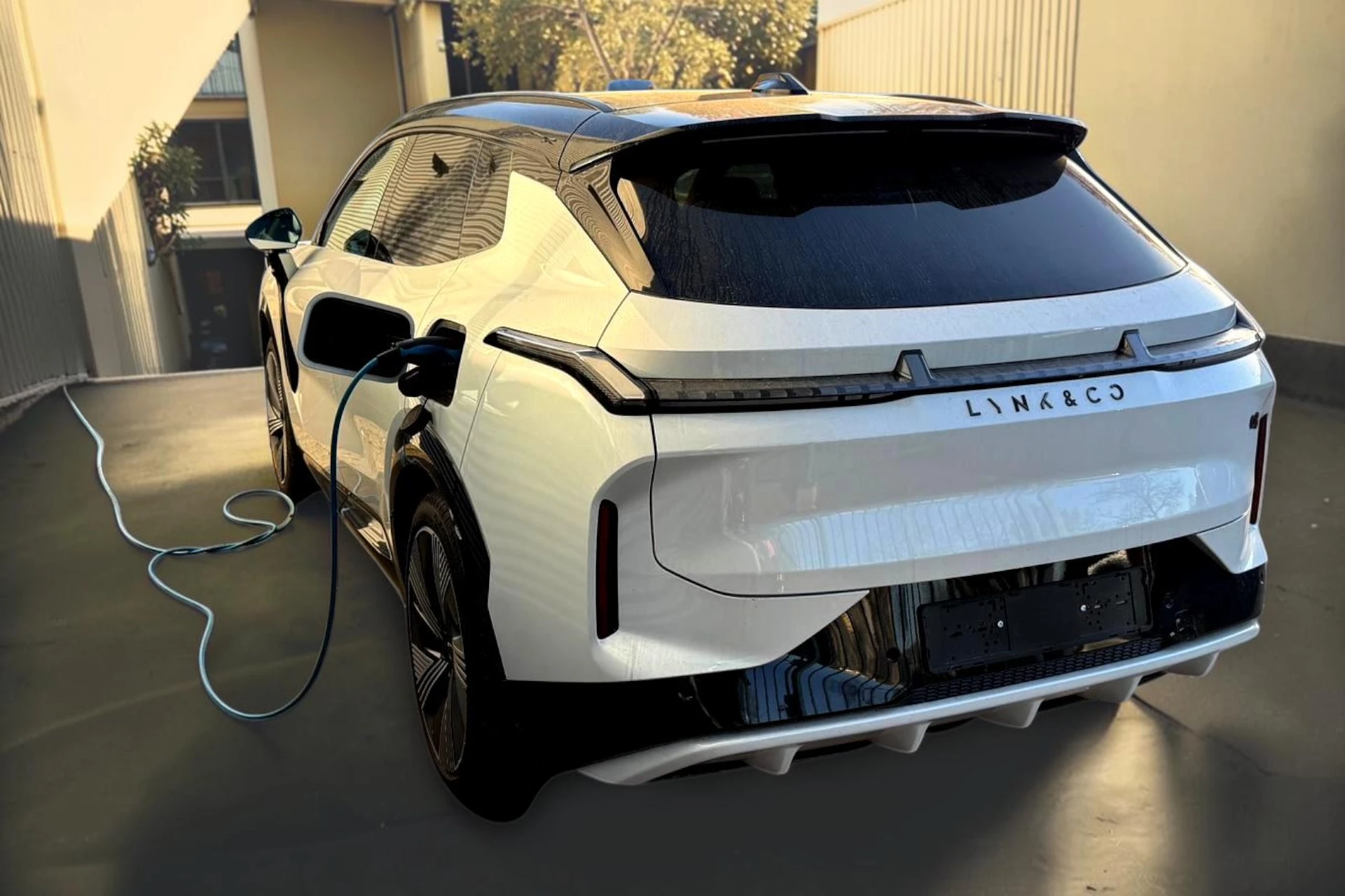 Hoofdafbeelding Lynk & Co 08