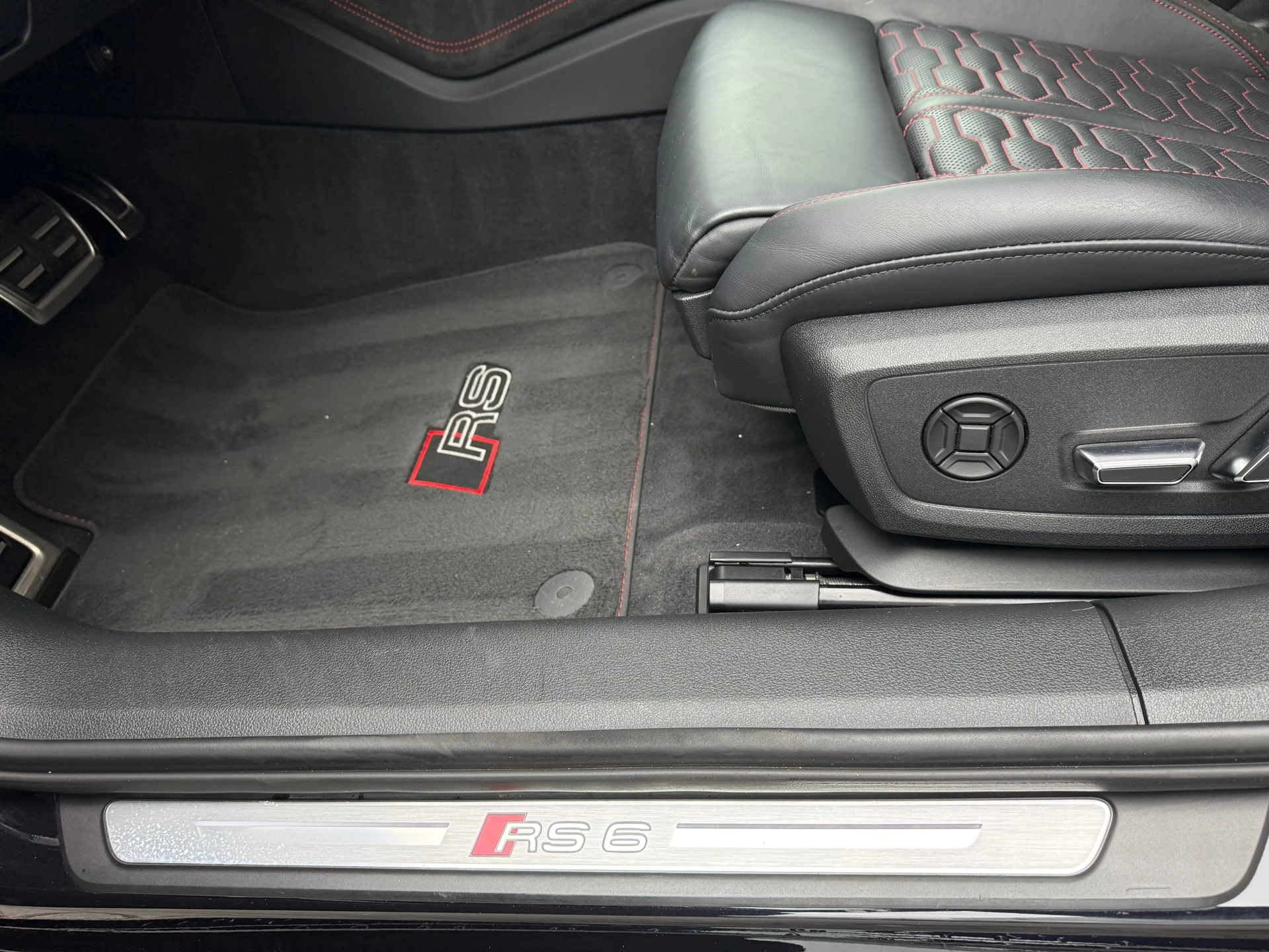 Hoofdafbeelding Audi RS6