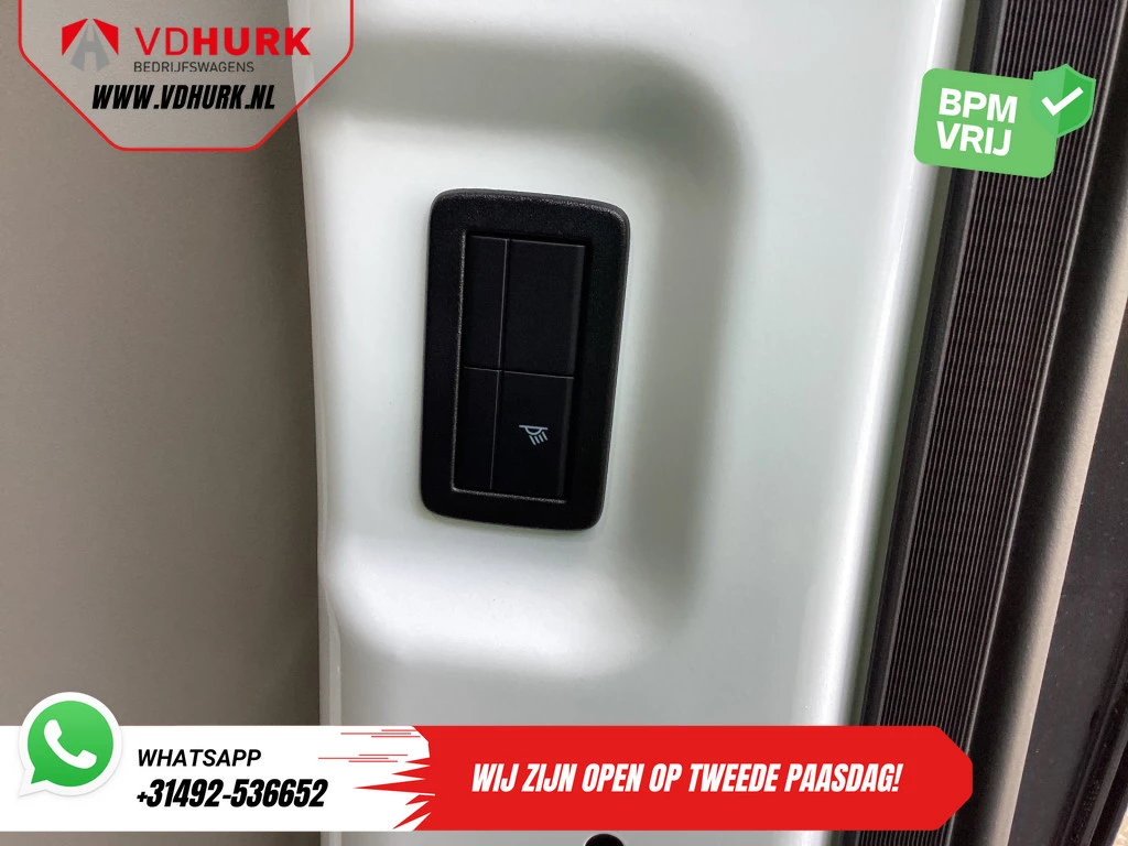 Hoofdafbeelding Ford E-Transit Custom