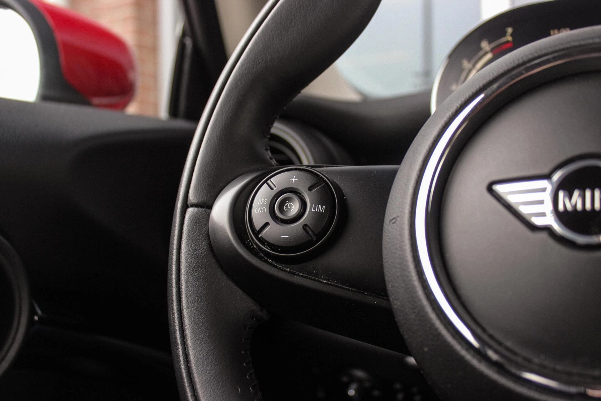 Hoofdafbeelding MINI One