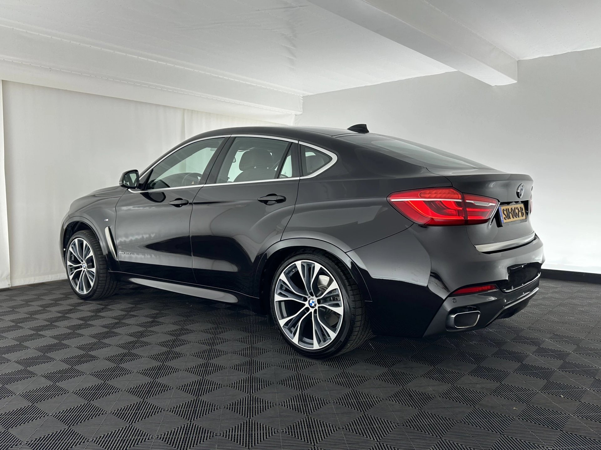 Hoofdafbeelding BMW X6