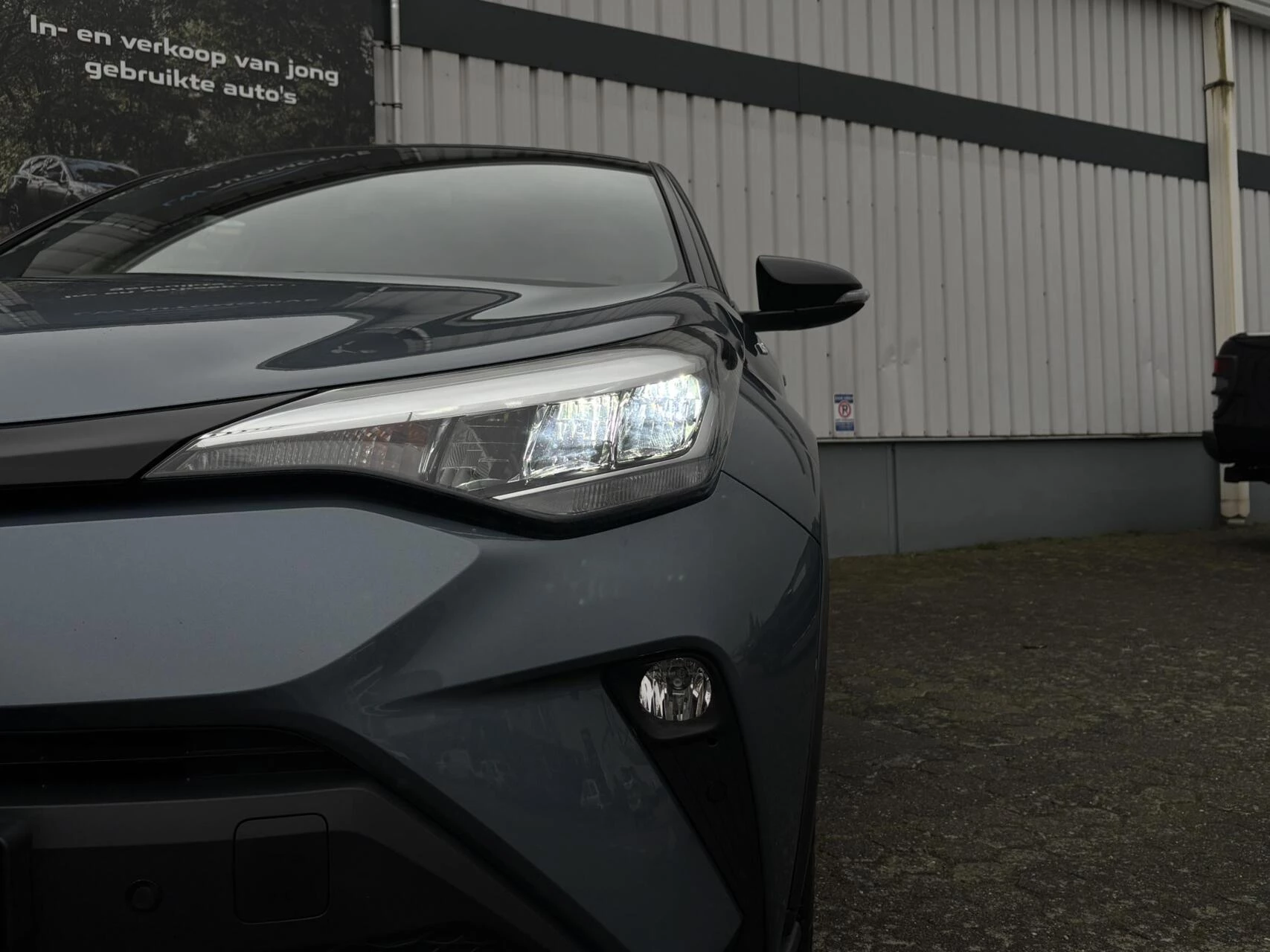 Hoofdafbeelding Toyota C-HR