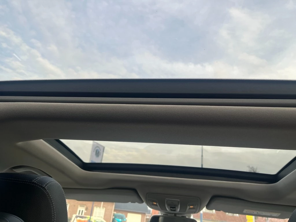 Hoofdafbeelding Mercedes-Benz M-Klasse