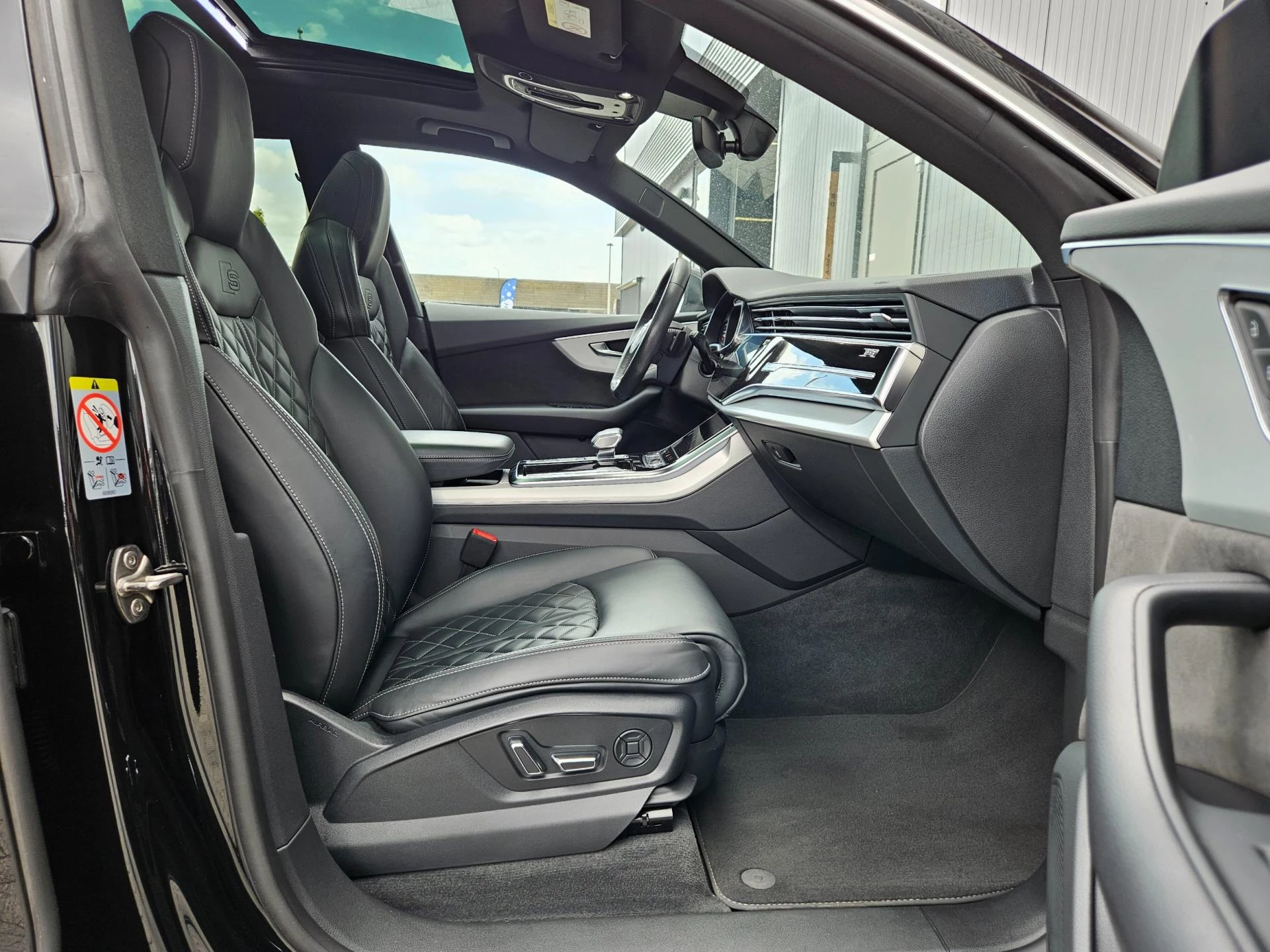 Hoofdafbeelding Audi Q8