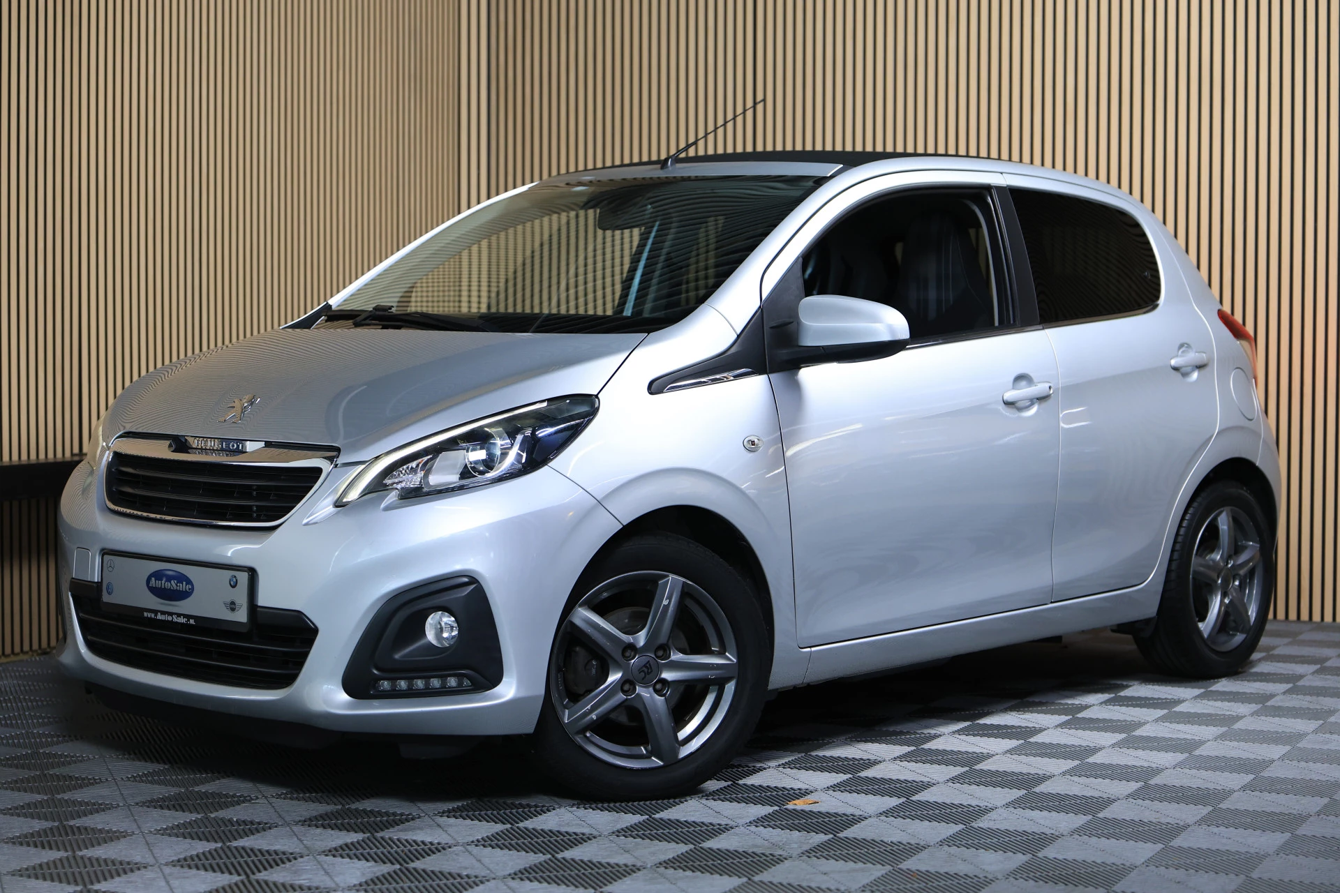 Hoofdafbeelding Peugeot 108