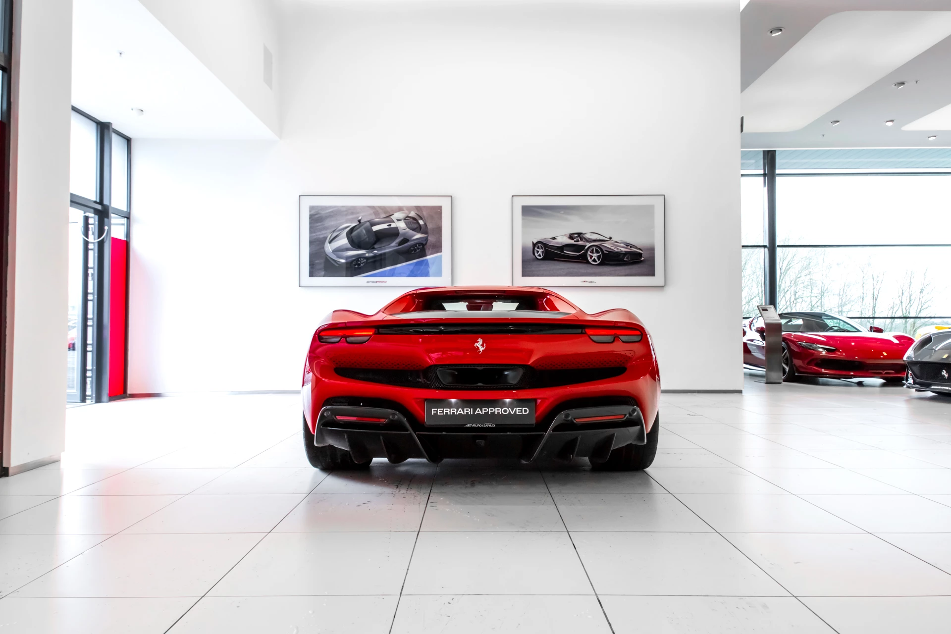 Hoofdafbeelding Ferrari 296