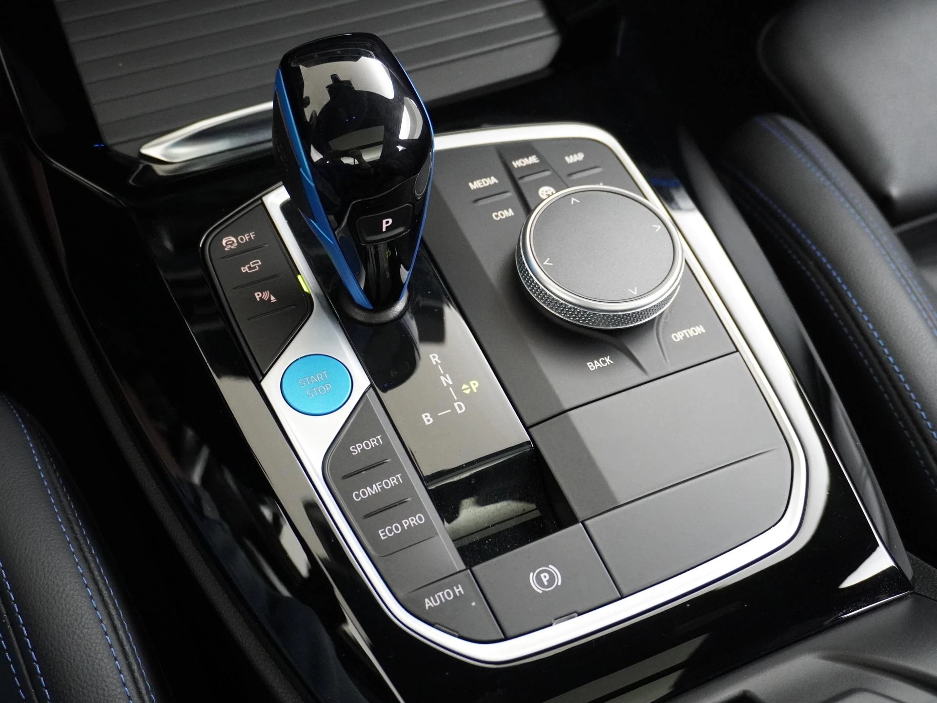 Hoofdafbeelding BMW iX3