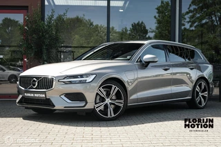 Volvo V60 2.0 T6 Twin Engine AWD Inscription | Pano | Trekhaak | HUD | Cruise | 19 Inch | Pebble Grey | Stoelverw. | Camera | Elec. stoelen