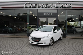 Peugeot 208 1.2 VTi Allure// Distr riem reeds vervangen/Navi