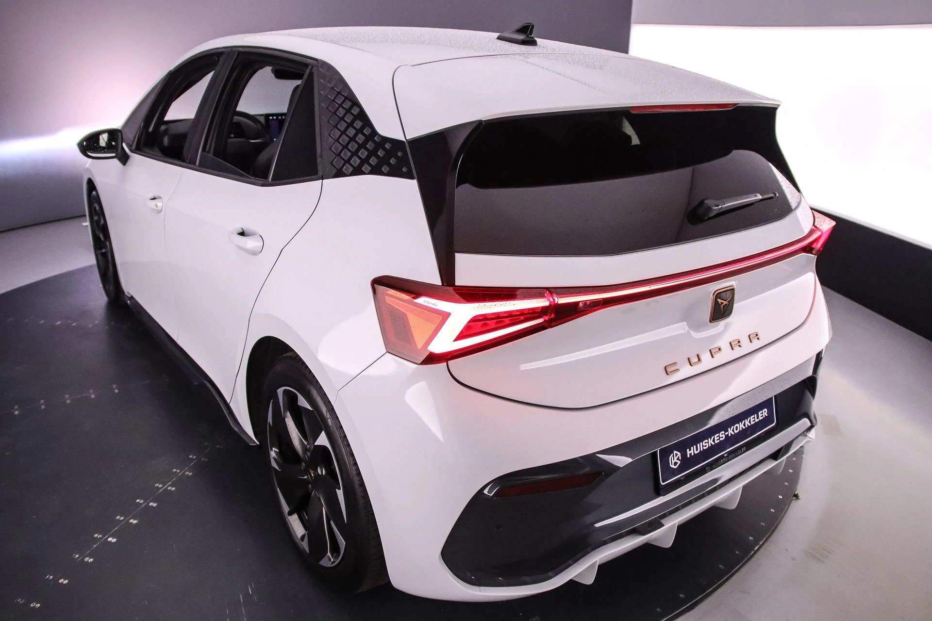 Hoofdafbeelding CUPRA Born