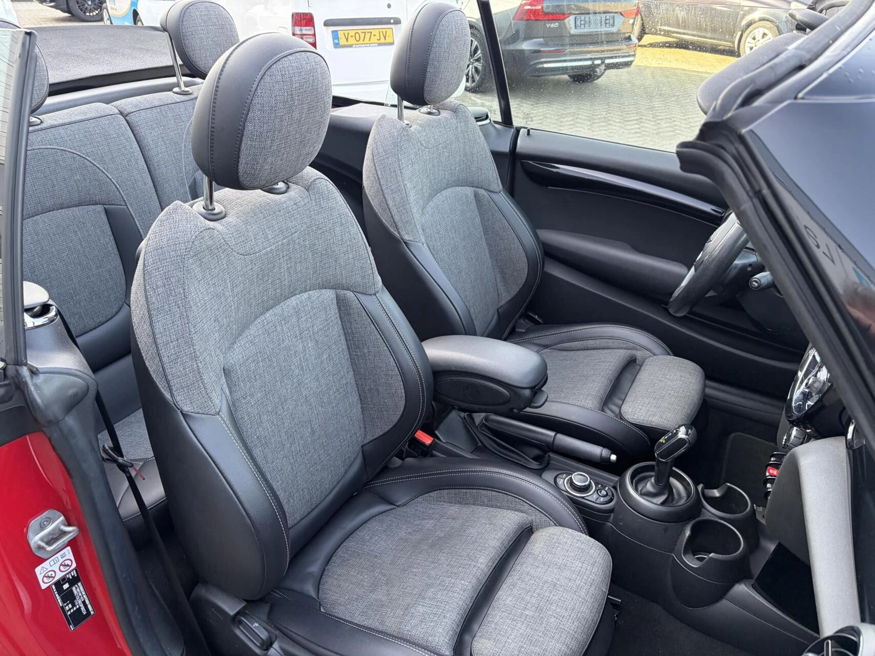 Hoofdafbeelding MINI Cooper Cabrio