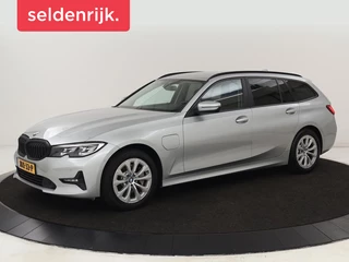 BMW 3-serie Touring 330e | Keyless | Full LED | Carplay | Navigatie | Leder | Stoelverwarming | Camera | LMV 17 inch | Cruise control | Getint glas