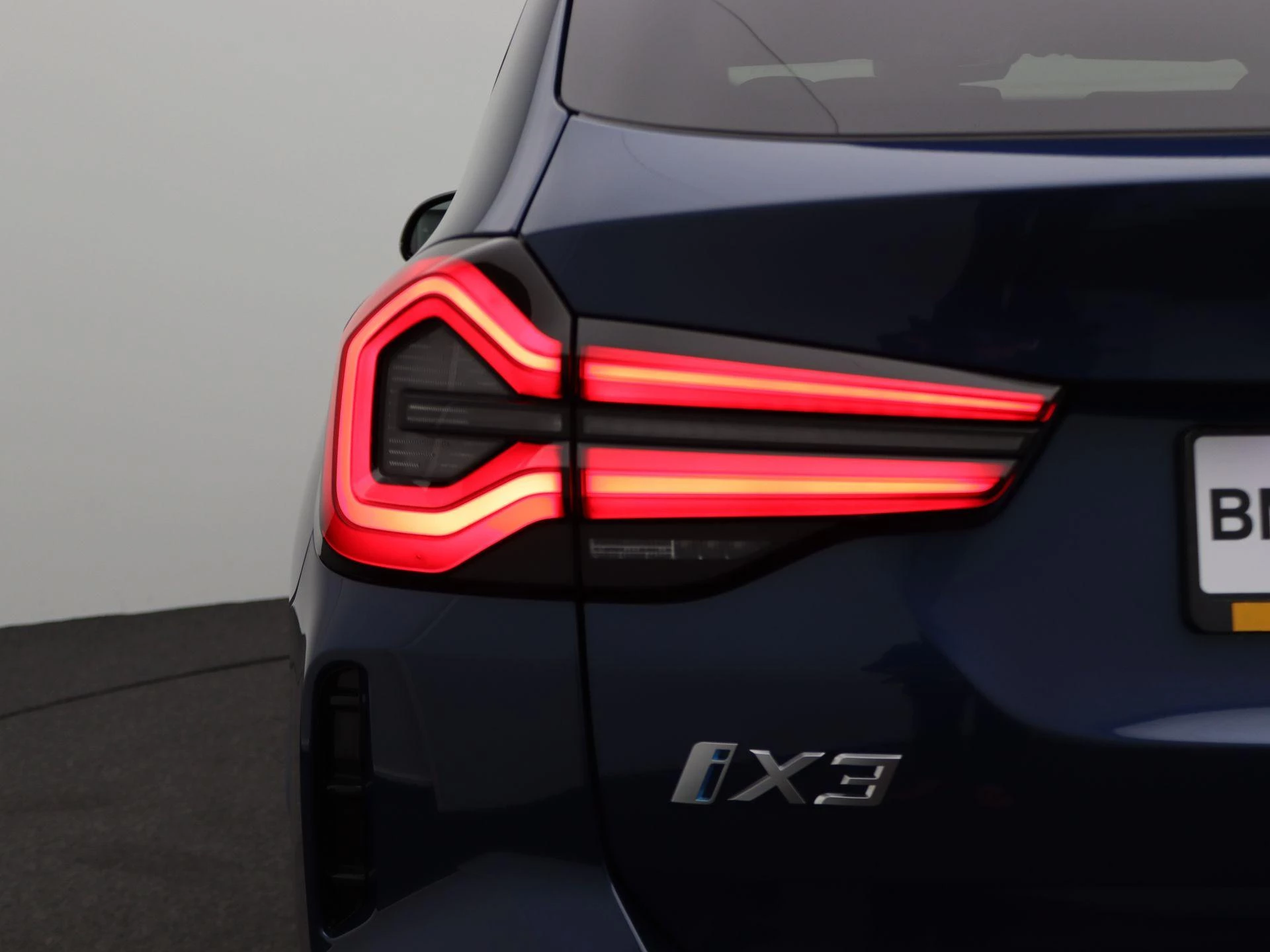 Hoofdafbeelding BMW iX3