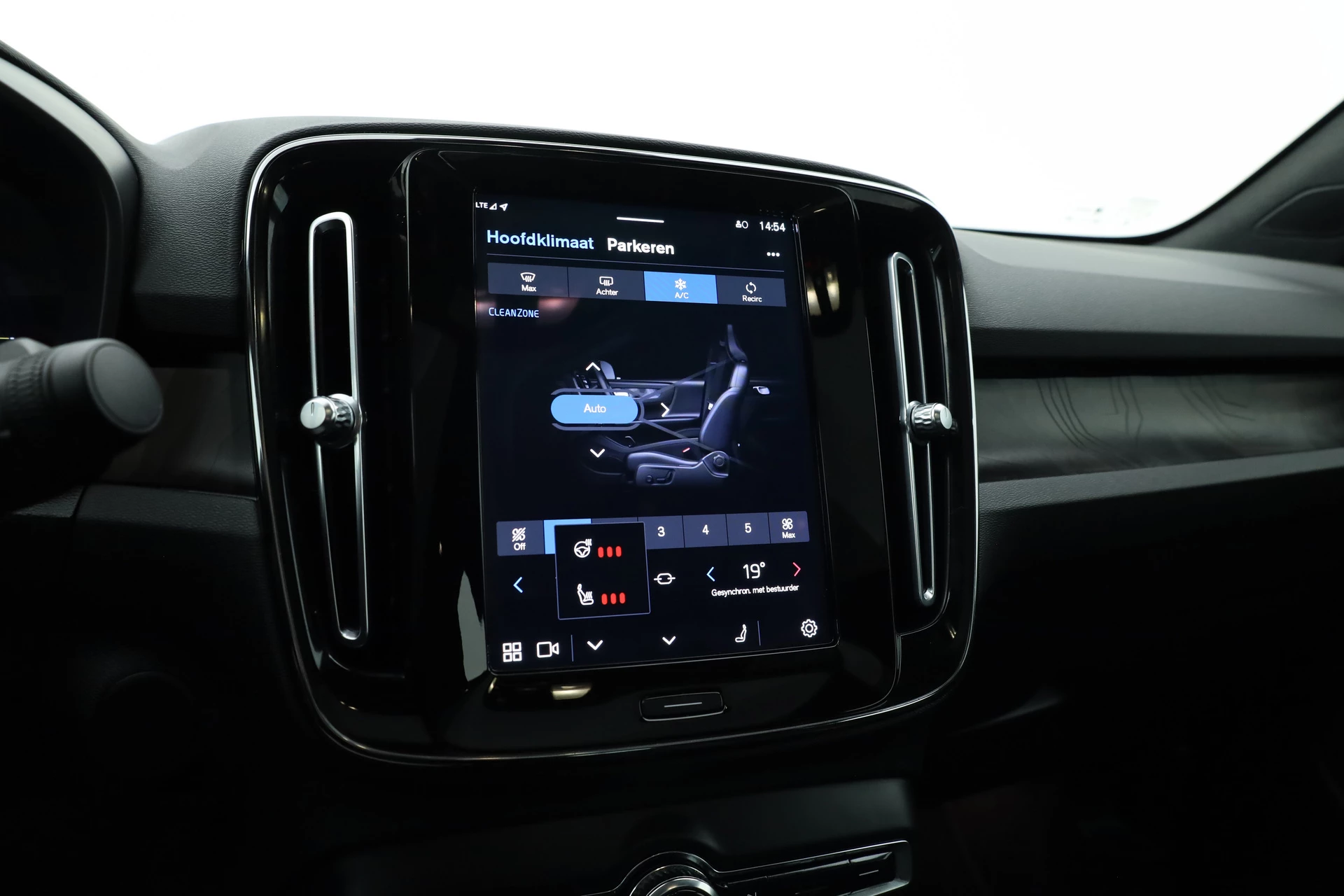 Hoofdafbeelding Volvo C40