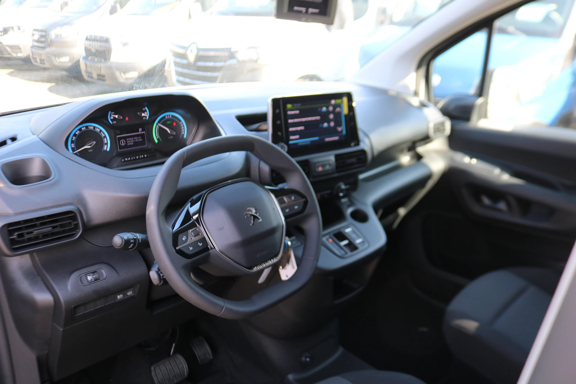 Hoofdafbeelding Peugeot Partner