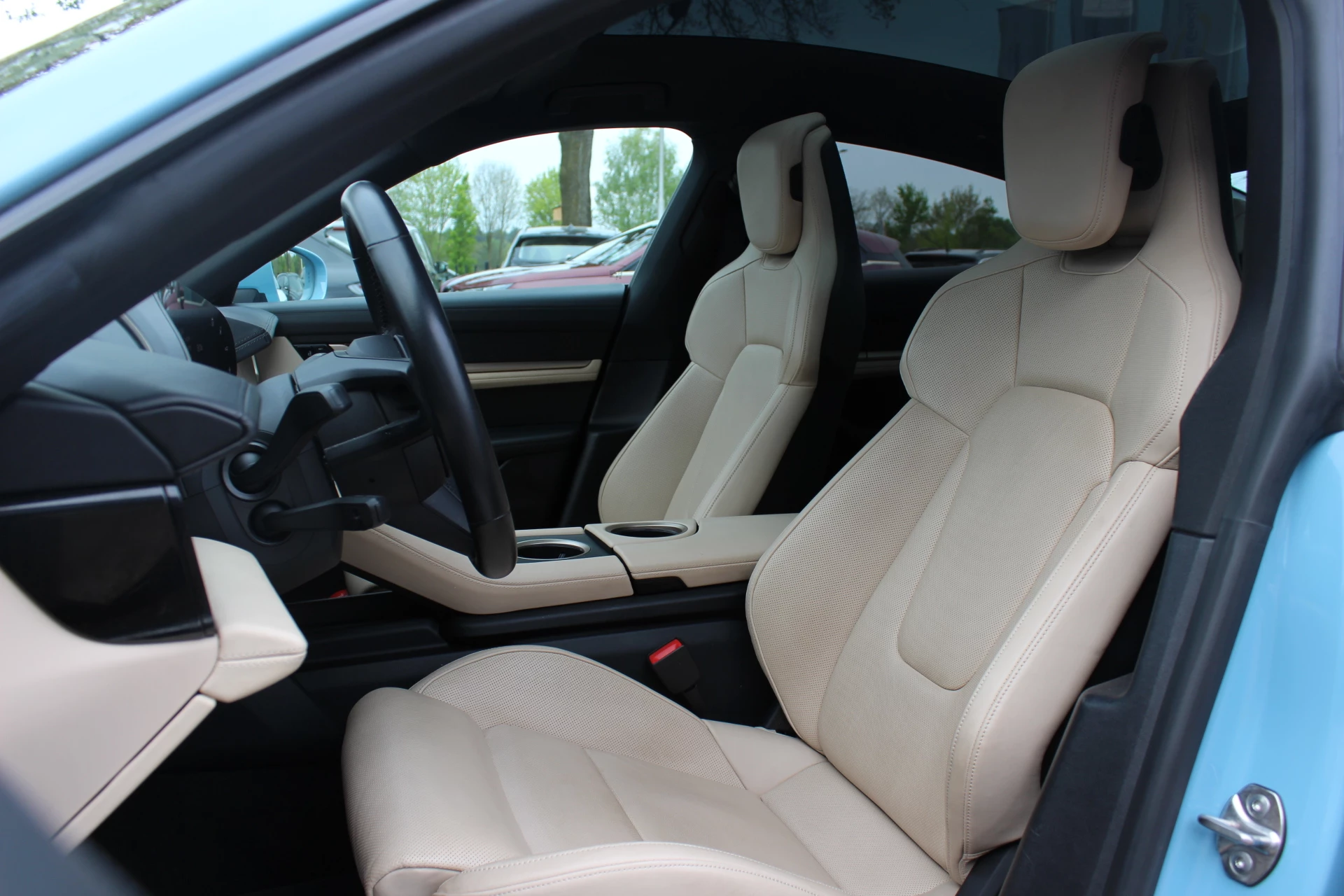Hoofdafbeelding Porsche Taycan