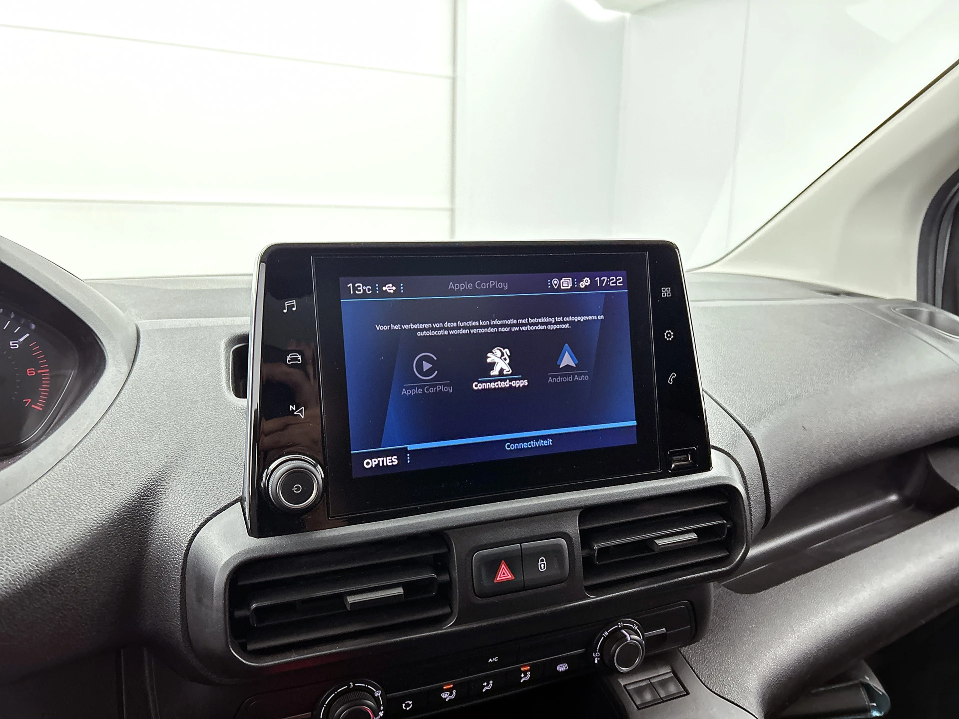 Hoofdafbeelding Peugeot Partner