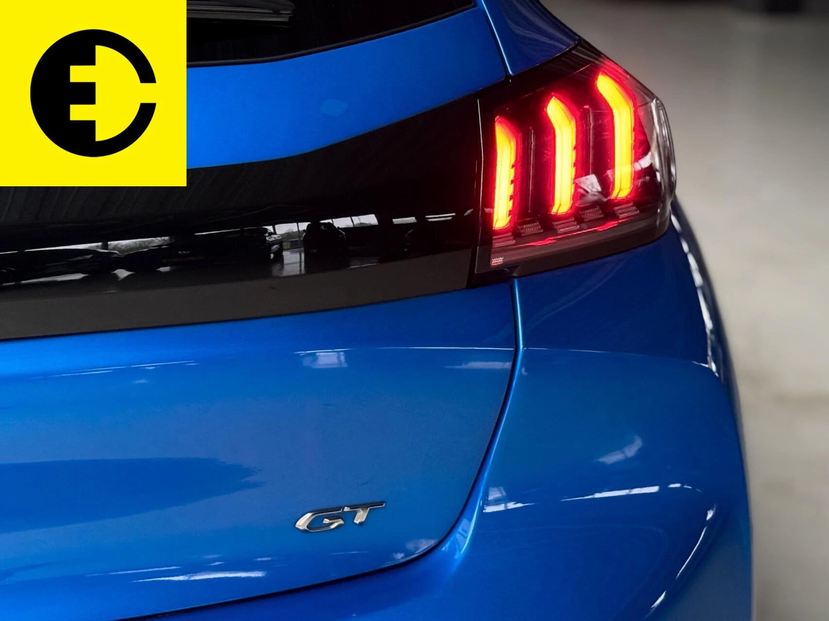 Hoofdafbeelding Peugeot e-208