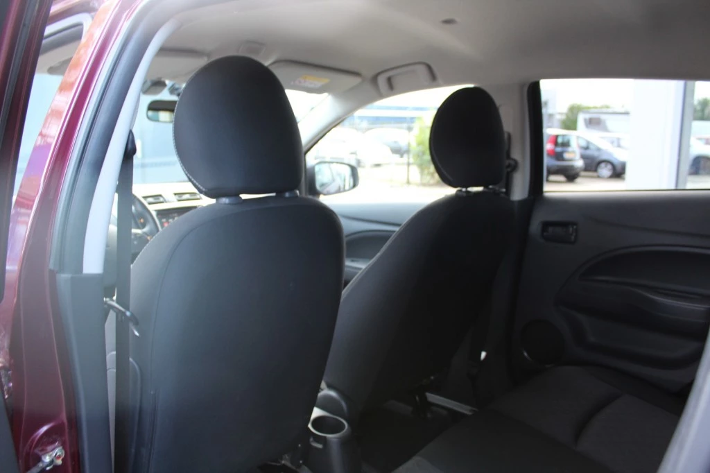 Hoofdafbeelding Mitsubishi Space Star